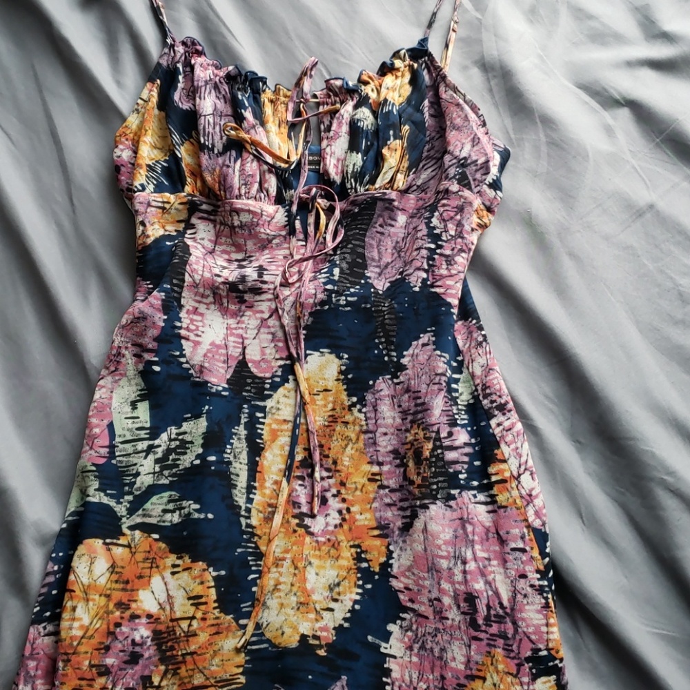 MOVING SALE silk abstract floral dress BCBG